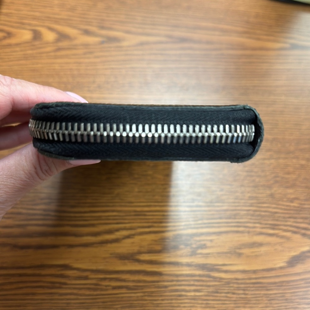 Louis Vuitton Black Epi Leather Wallet - Picture 4 of 14